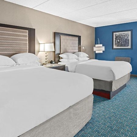 Doubletree By Hilton Roseville Minneapolis Экстерьер фото