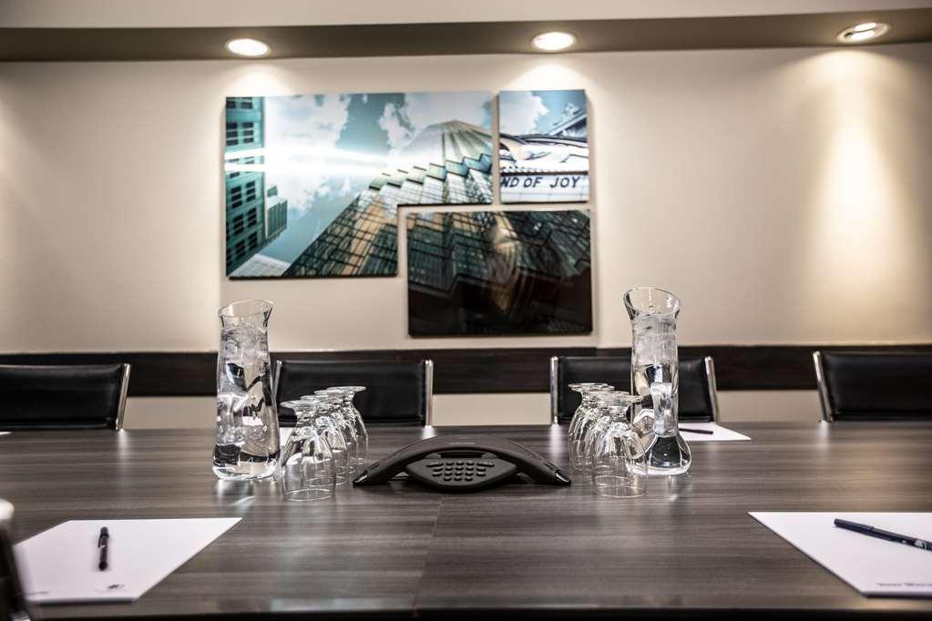 Doubletree By Hilton Roseville Minneapolis Удобства фото