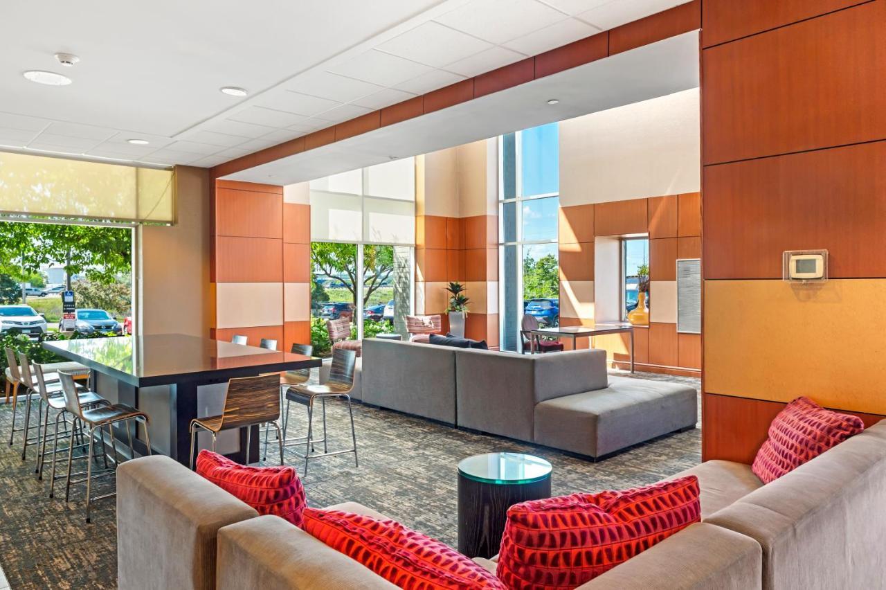 Doubletree By Hilton Roseville Minneapolis Экстерьер фото