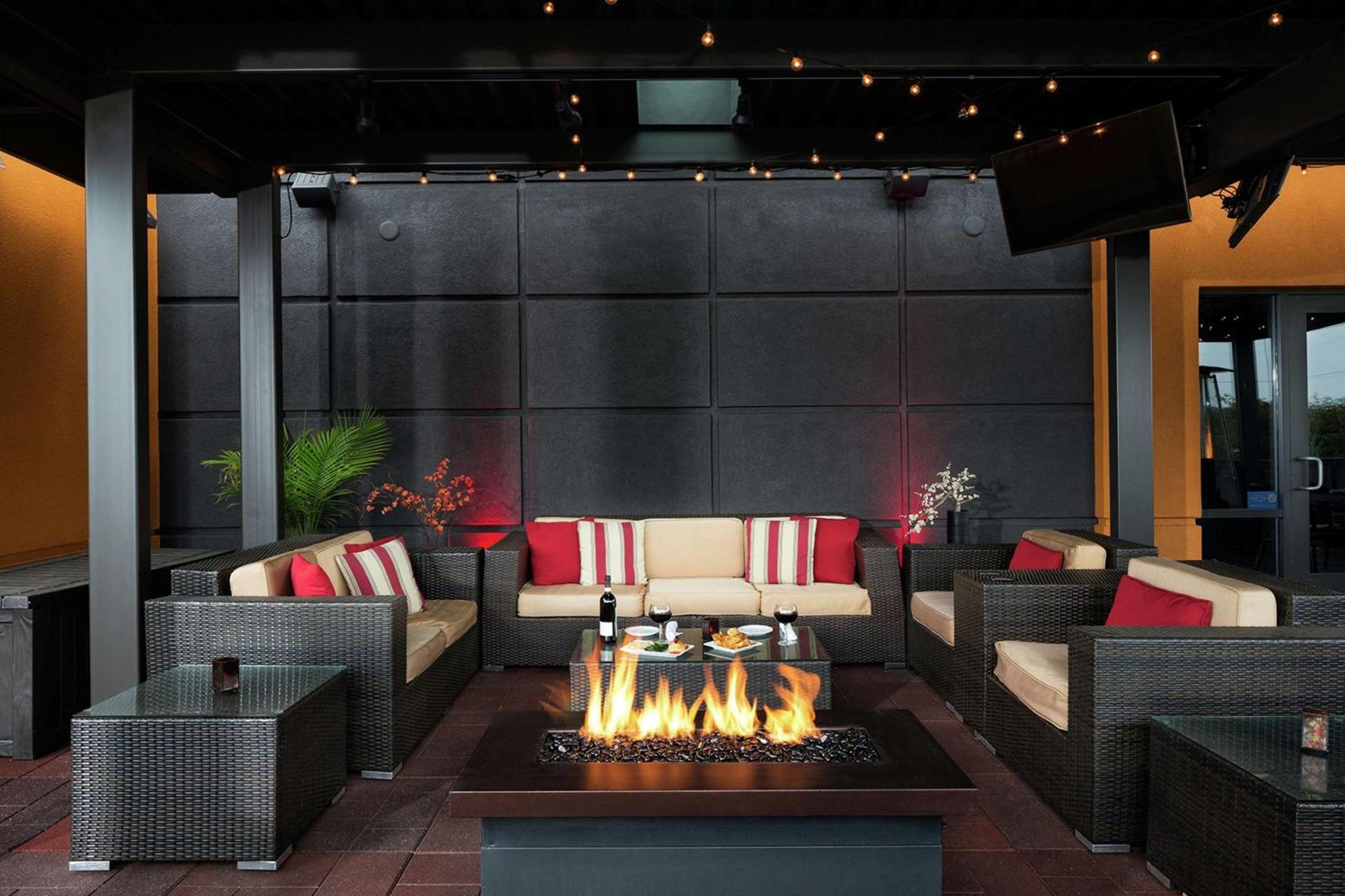 Doubletree By Hilton Roseville Minneapolis Экстерьер фото