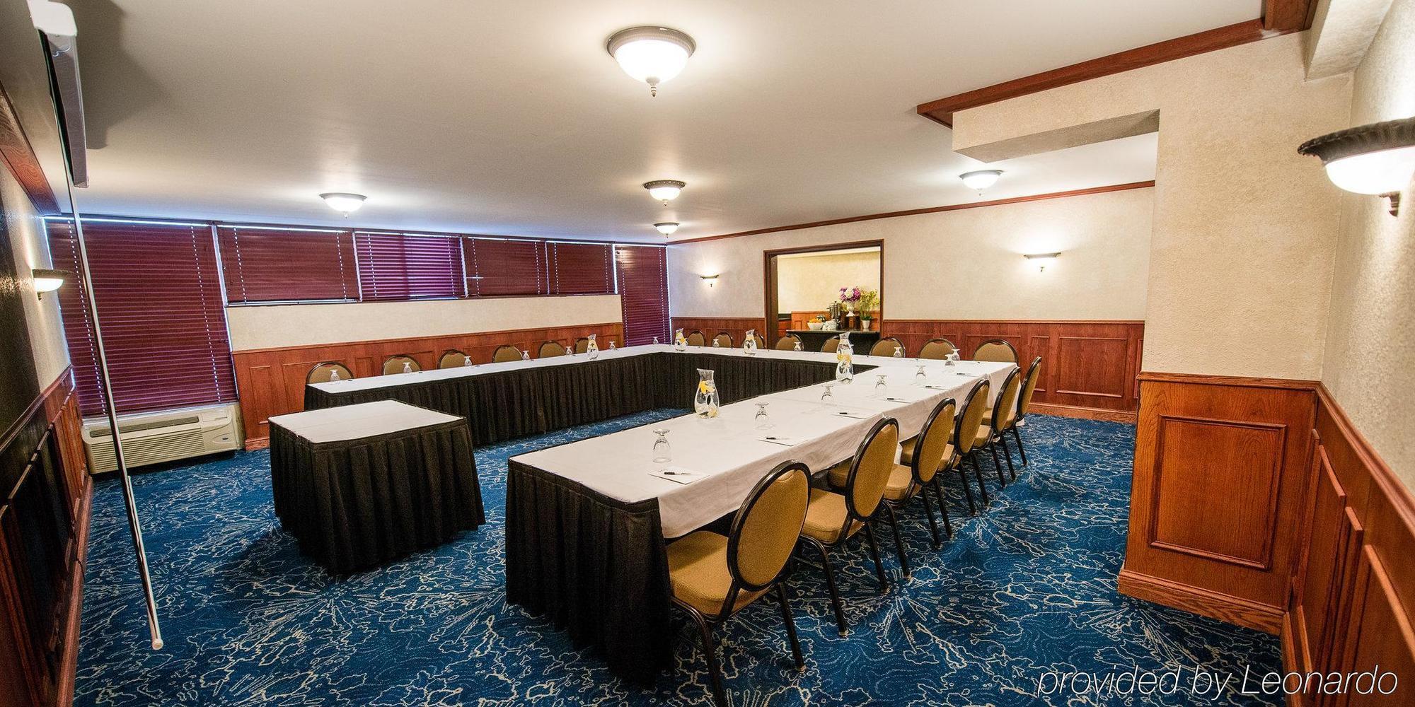 Doubletree By Hilton Roseville Minneapolis Экстерьер фото