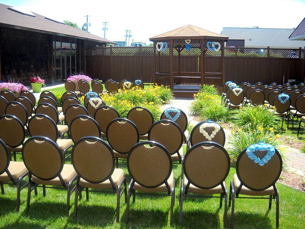 Doubletree By Hilton Roseville Minneapolis Экстерьер фото
