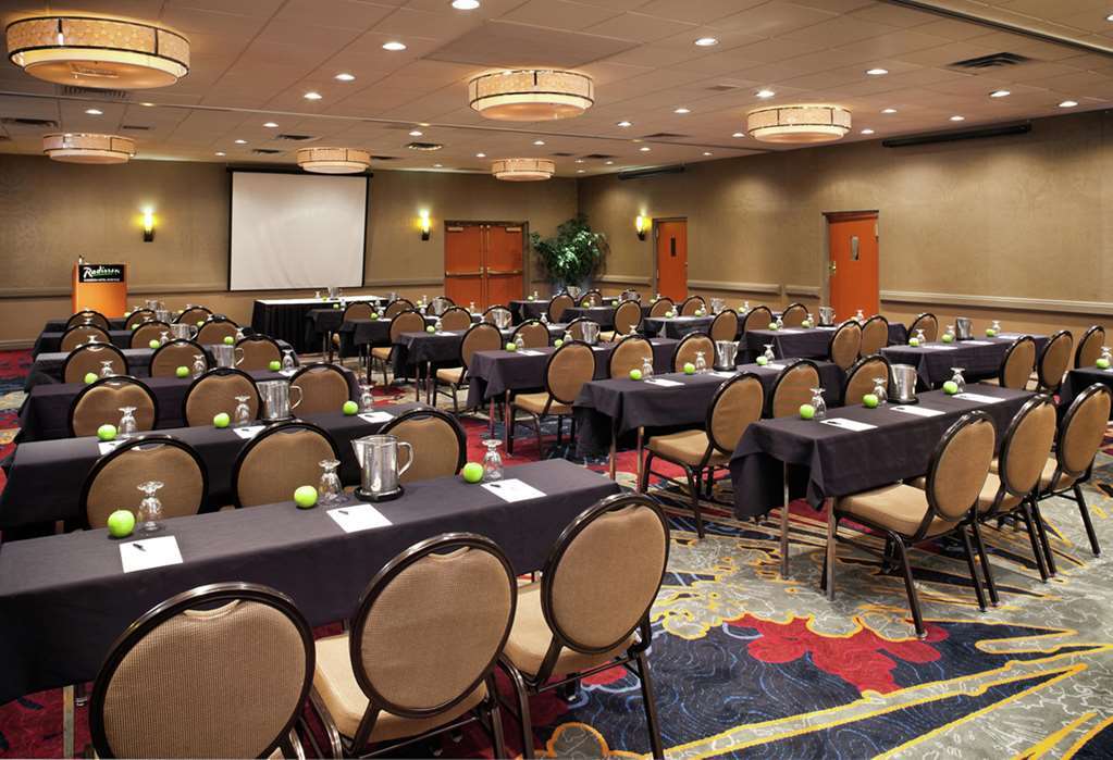 Doubletree By Hilton Roseville Minneapolis Удобства фото